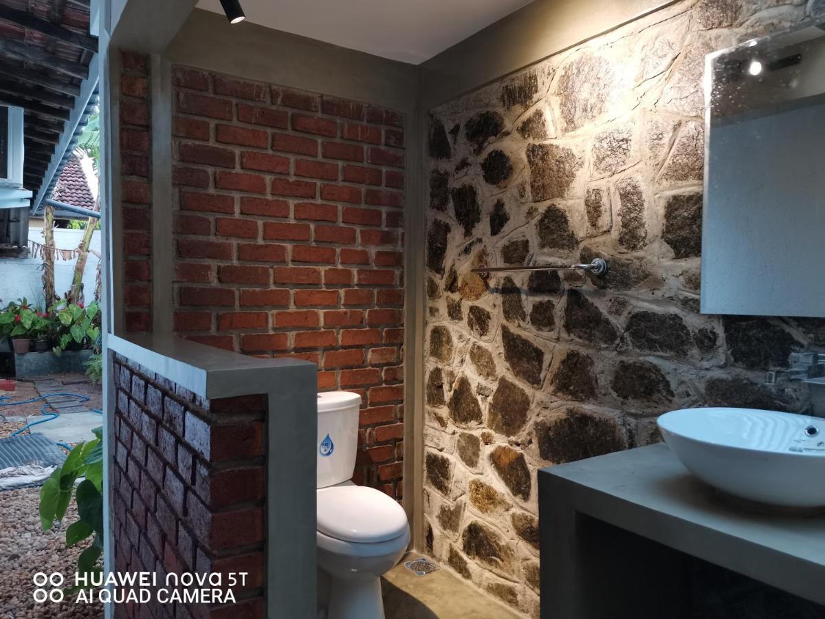 Bee Cottage נגומבו מראה חיצוני תמונה