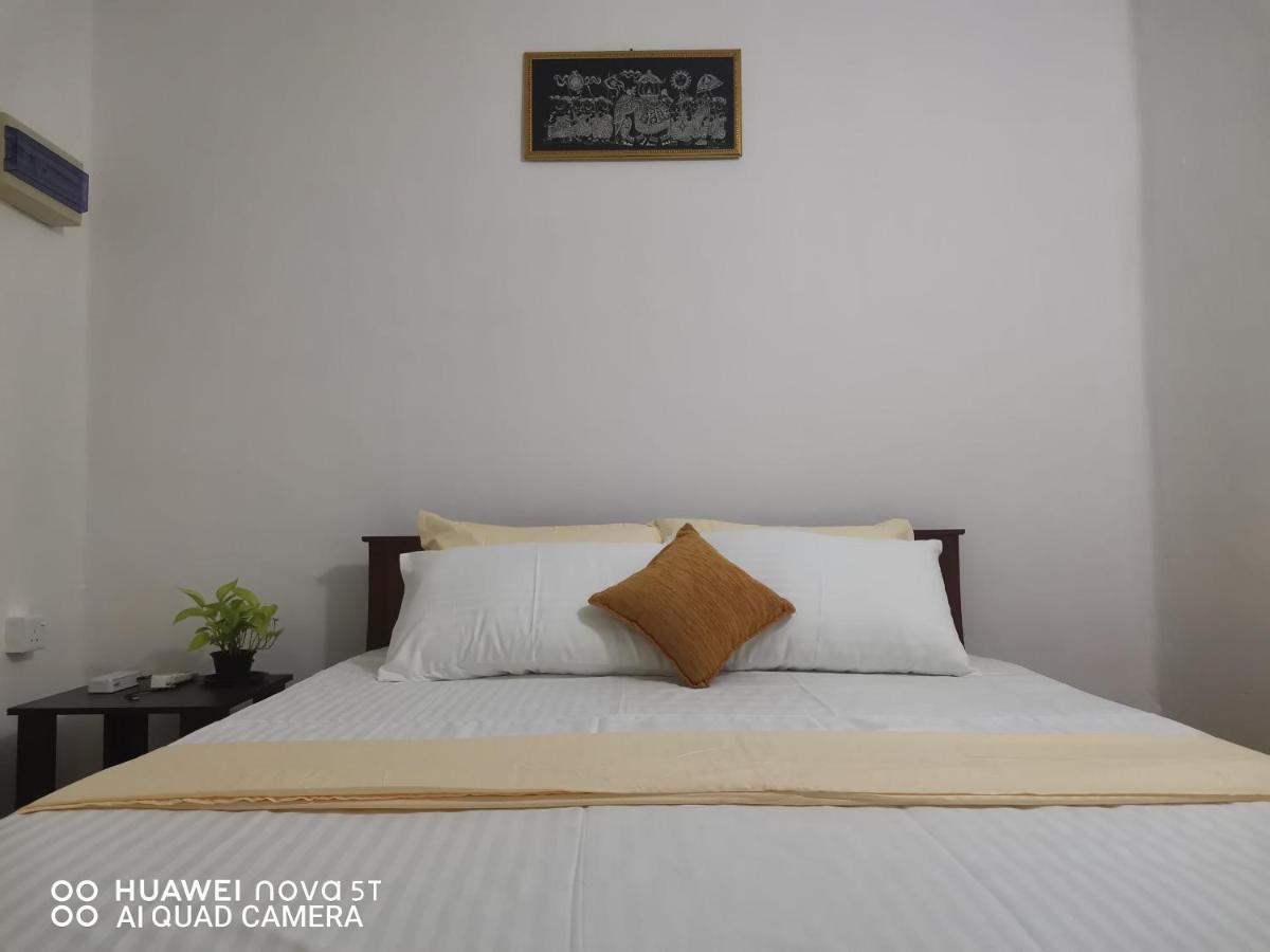 Bee Cottage נגומבו מראה חיצוני תמונה