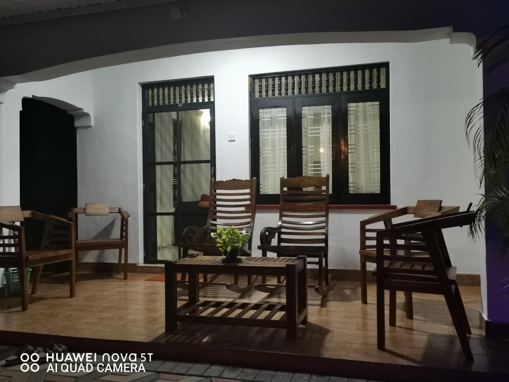 Bee Cottage נגומבו מראה חיצוני תמונה